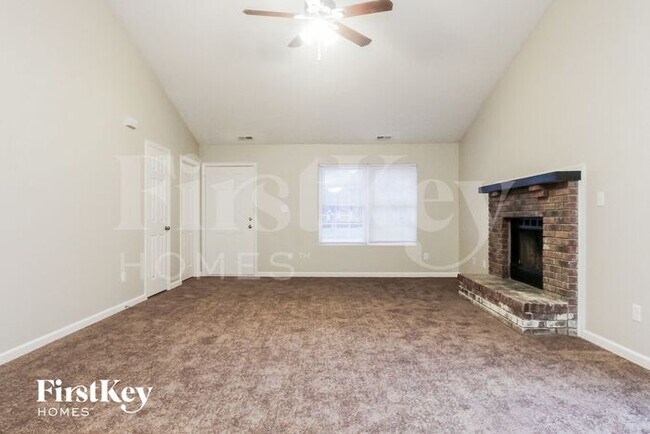 Foto del edificio - 6734 Dunsany Ct