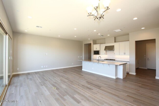 Building Photo - 23066 N 74th Pl