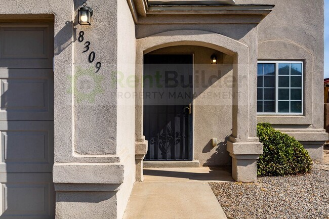 Foto del edificio - THIS ONE WILL GO FAST!