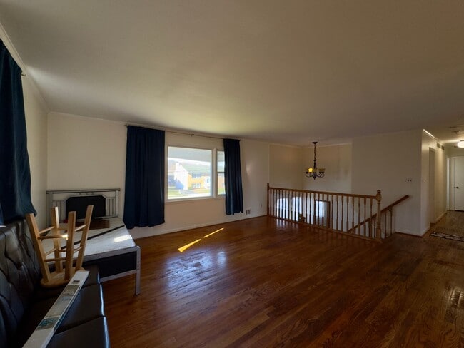 Building Photo - Charming 3Bed/2.5Bath in Catonsville