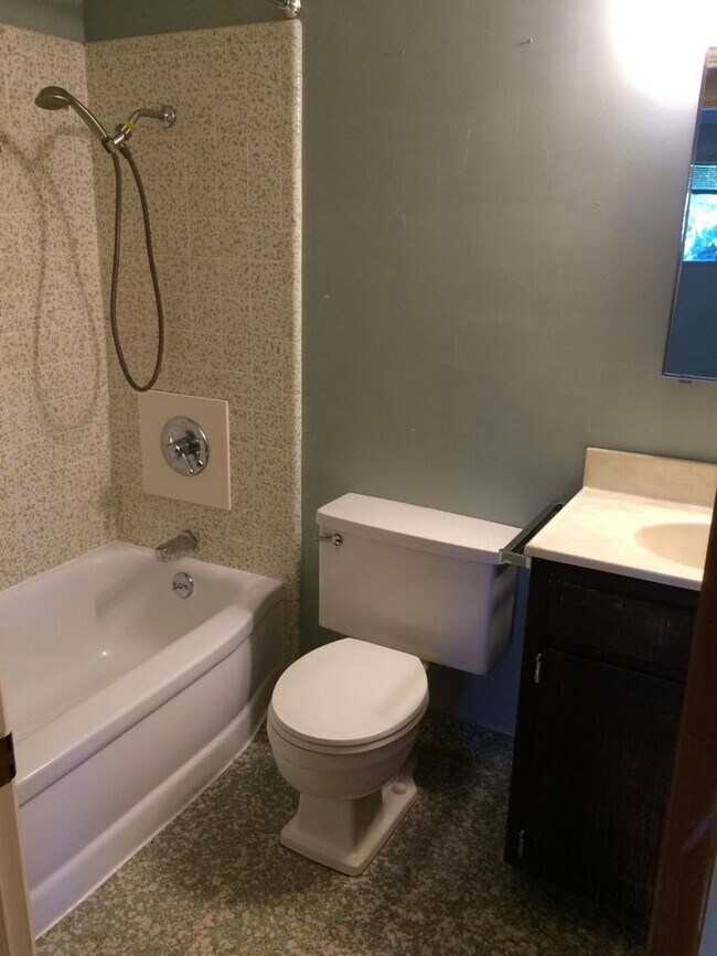 Foto del edificio - Spacious 4-Bedroom Home in Northwest Corvallis