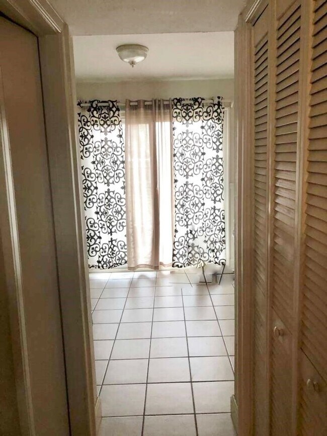 Foto del edificio - NICE 2 BEDROOM TOWNHOUSE IN LAKE EDWARDS