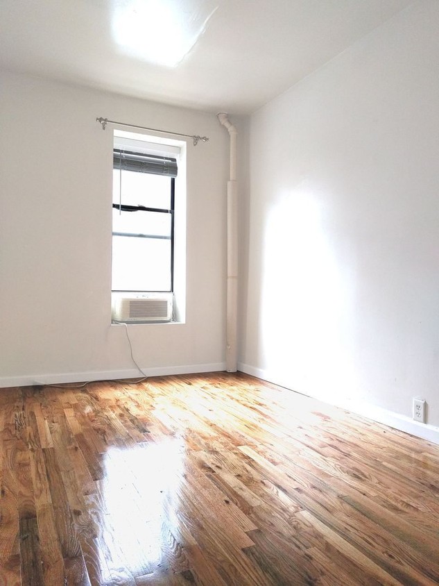 Primary Photo - 328 E 14th St