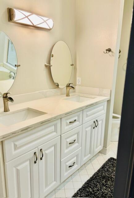 Building Photo - 22663 Meridiana Dr