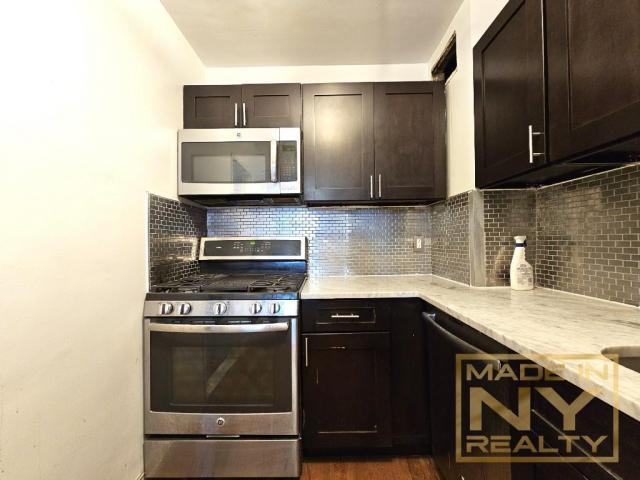 Foto del edificio - 1 bedroom in WOODSIDE NY 11377