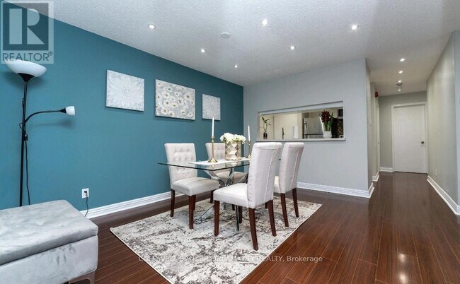 Photo du bâtiment - 95 Trailwood Dr