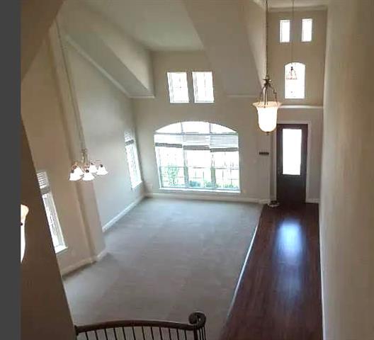 Foto del edificio - 14112 Sparrow Hill Dr