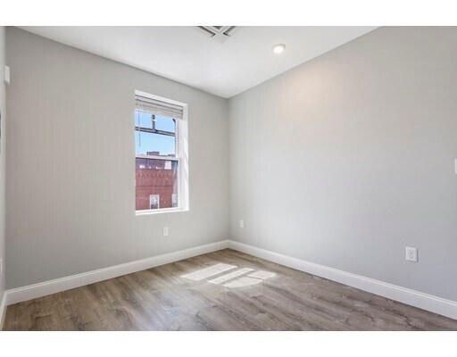 Foto del edificio - 276-278-282 Hanover St