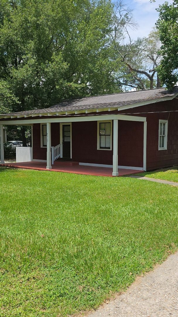 Building Photo - 4317 Lee St