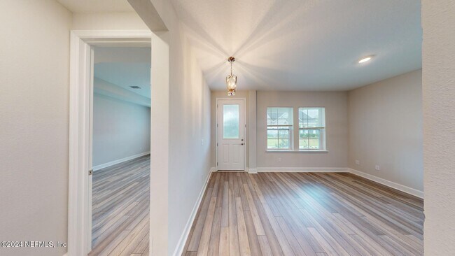 Building Photo - 64 Gilchrist Way