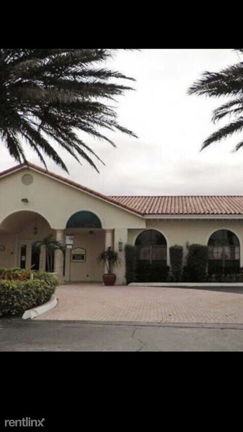 3 br, 2 bath - Palm Beach Grande - 3 br, 2 bath  - Palm Beach Grande