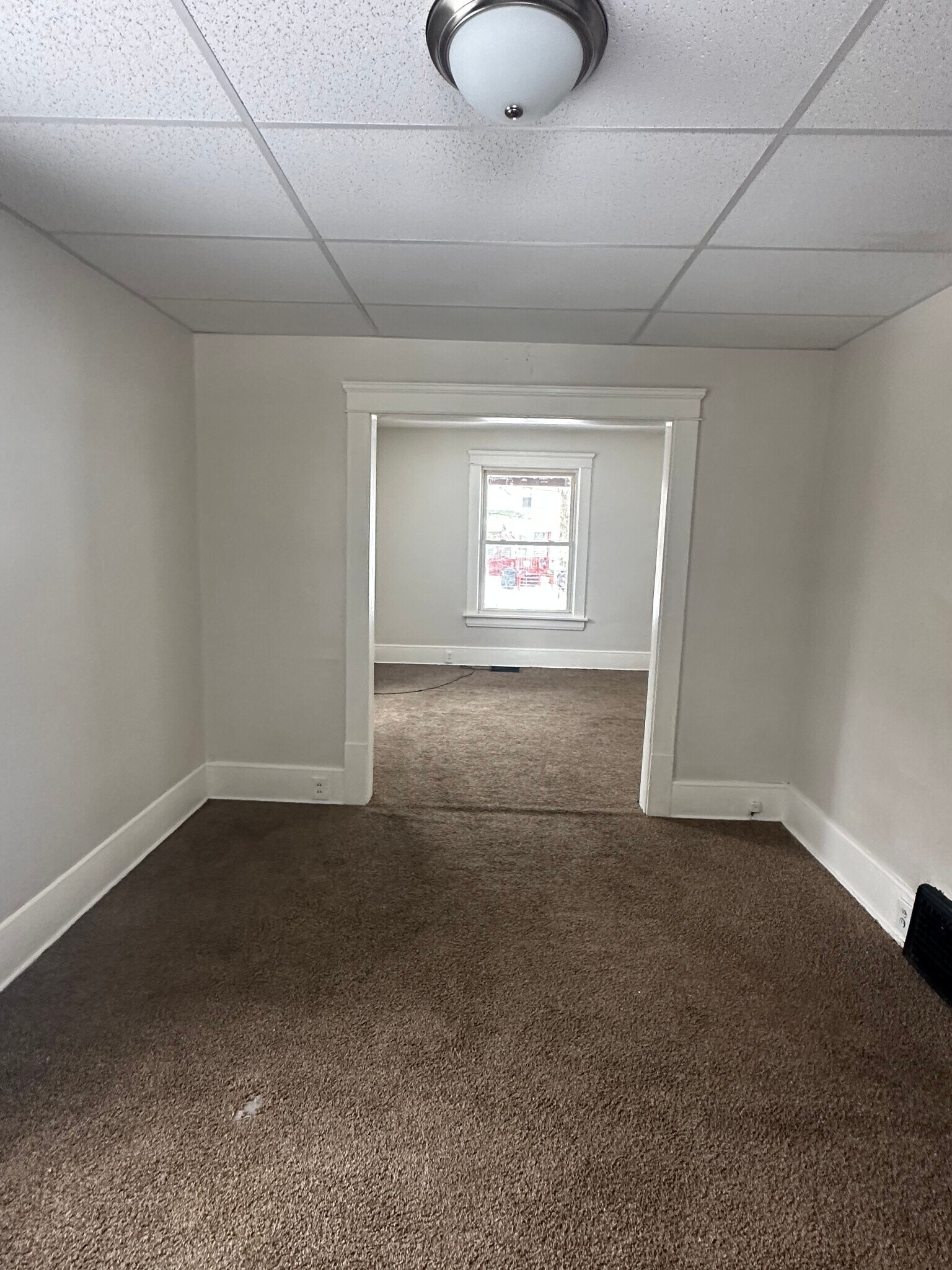 872 E Crosier St Akron, OH 44306 – photo 5