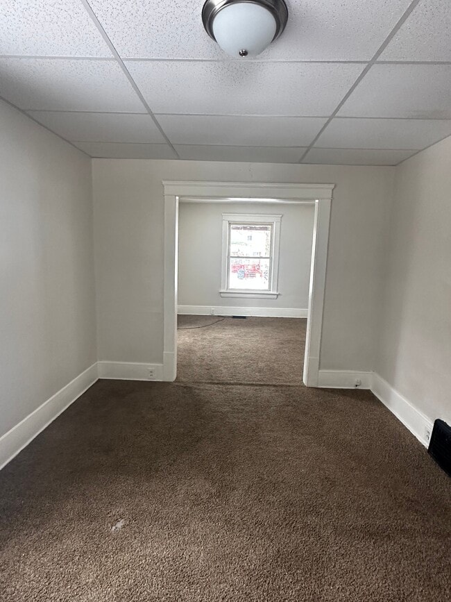 Foto del edificio - 872 E Crosier St