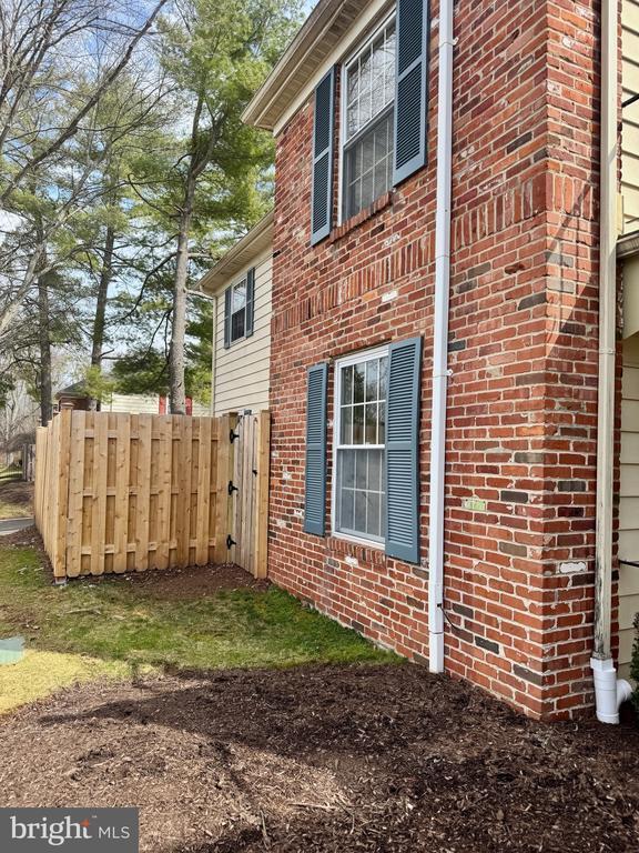 Building Photo - 150 Berwick Pl