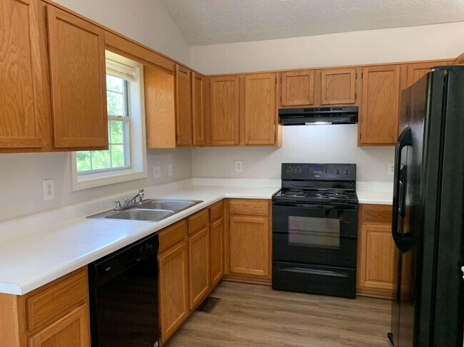 Foto del edificio - 405 Padens Valley Ct