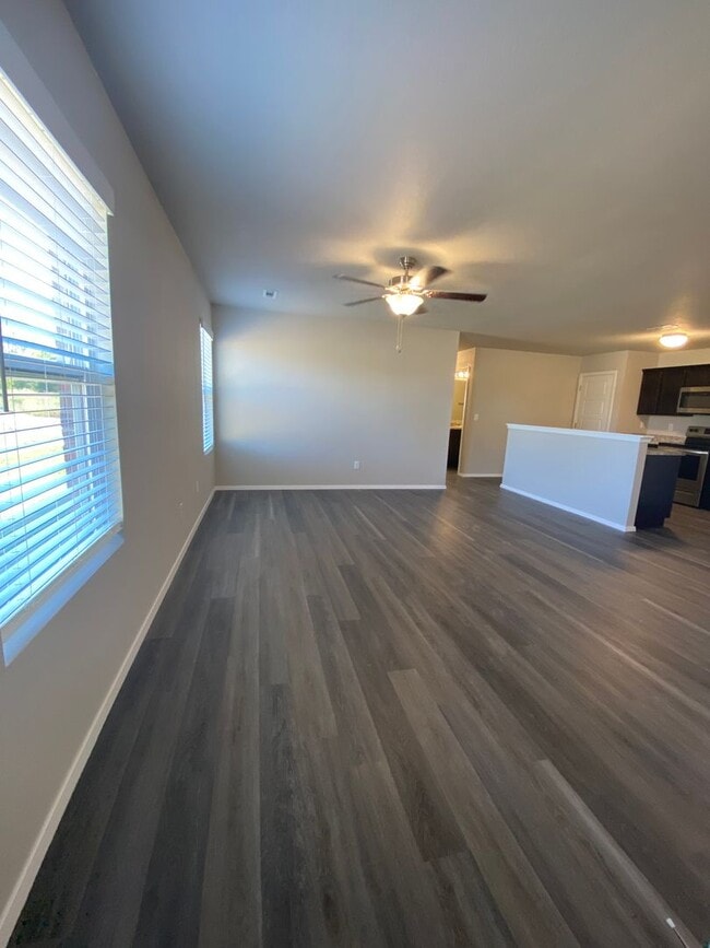 Building Photo - Available for Pre-leasing Today! -Three Bedroom | Two Bathroom Duplex in Lawlis Ranch
