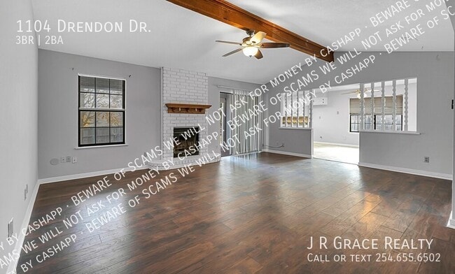 Building Photo - 1104 Dendron Dr