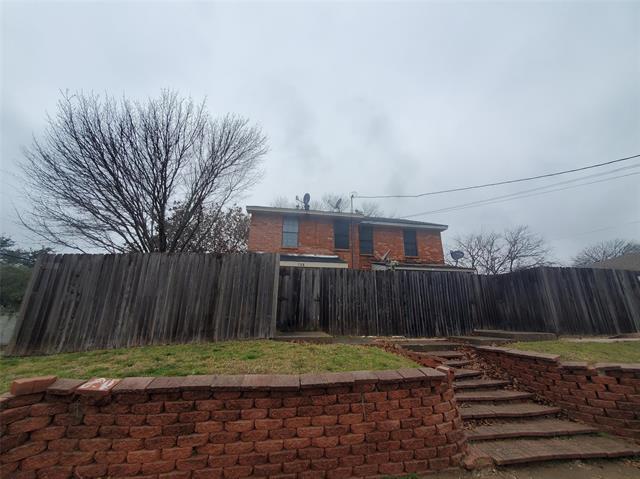 Foto del edificio - 708 Redbud Dr