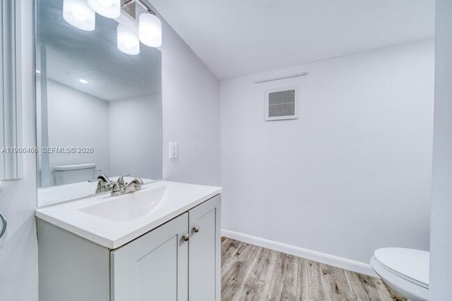 Foto del edificio - 3353 SW 23rd Terrace