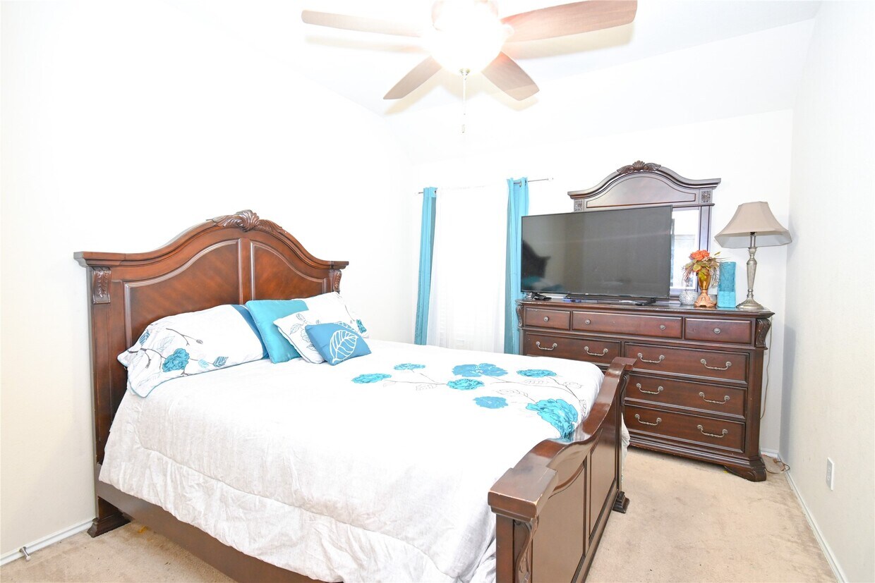 Foto del edificio - 23719 Parkwater Bridge Ln