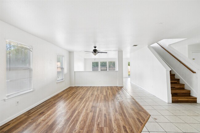 Foto del edificio - 7938 Chatham Springs Ln
