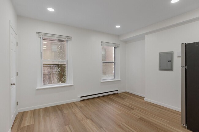 Foto del edificio - 9/1 Fully renovated 1BR in Back Bay, w/d i...