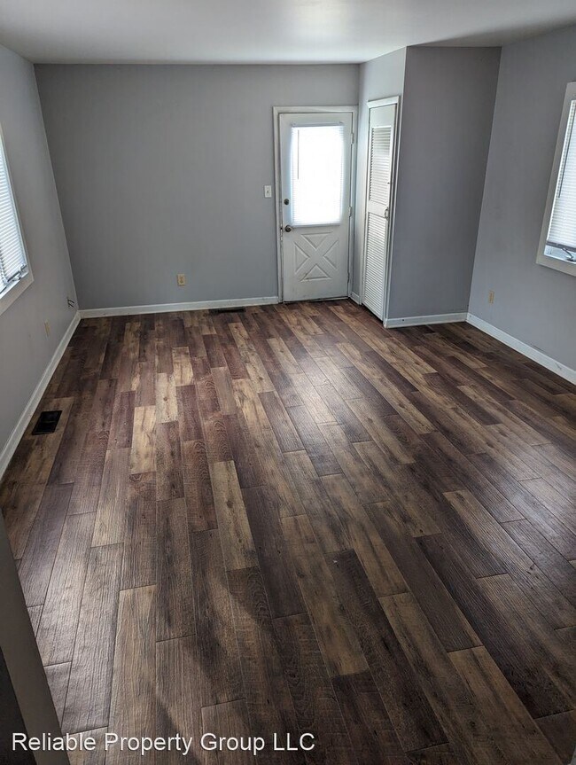 Foto del edificio - 2 br, 1 bath House - 3008 Crescent Ave
