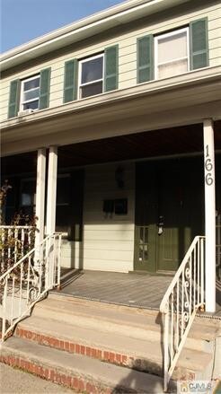 Foto del edificio - 166 Old Bridge Turnpike