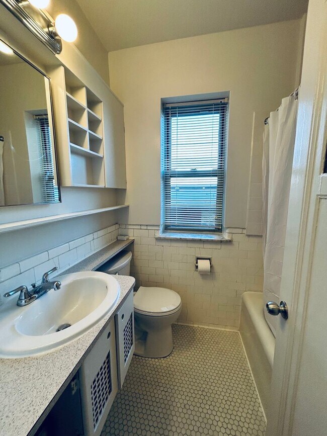 Interior Photo - Winthrop Terrace