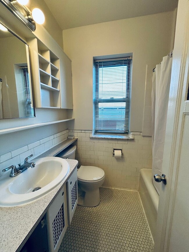 Interior Photo - Winthrop Terrace