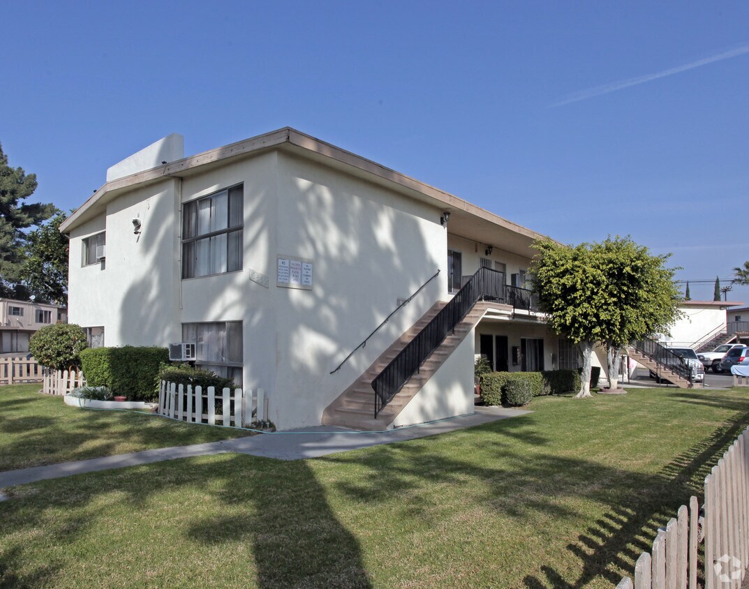 Foto principal - 12552 Kensington Ln