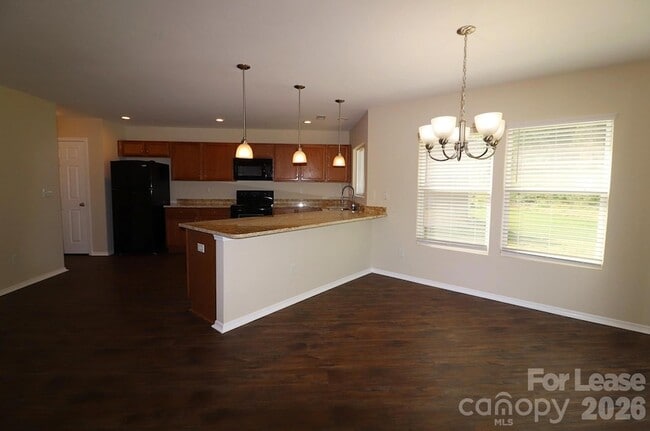 Building Photo - 13011 Lake Erie Ln