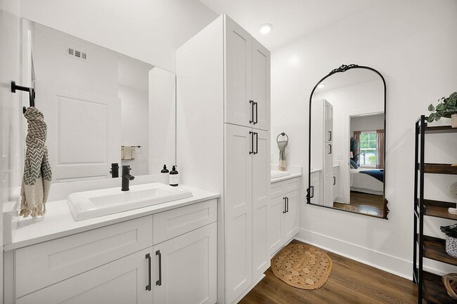 Baño principal de los apartamentos Pointe Grand - Beaufort (new)