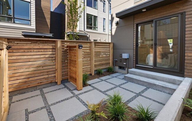 Foto del edificio - 6309 9th Ave NE