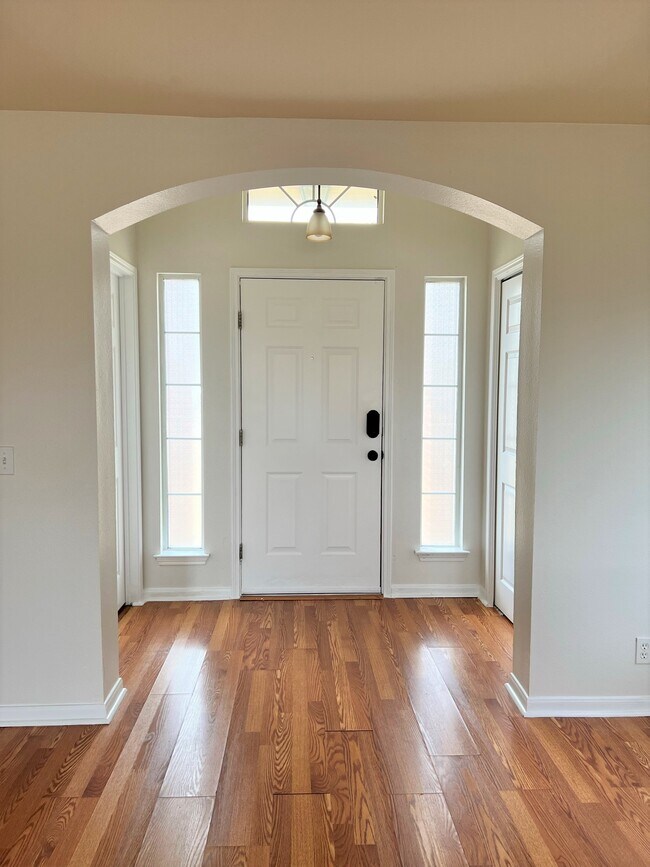 Foto del edificio - 740 Winborne Way