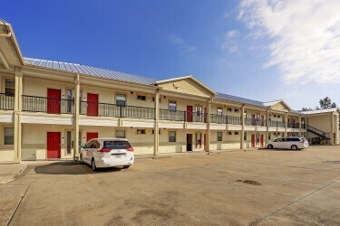 Foto del edificio - 6468 Corporate Dr