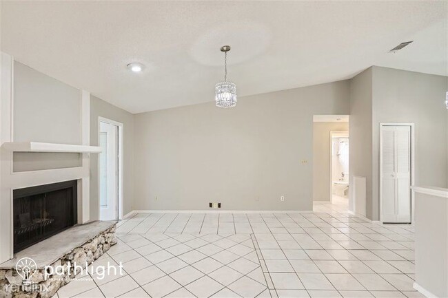 Building Photo - 4 br, 2 bath House - 3240 W Saint Brides C...