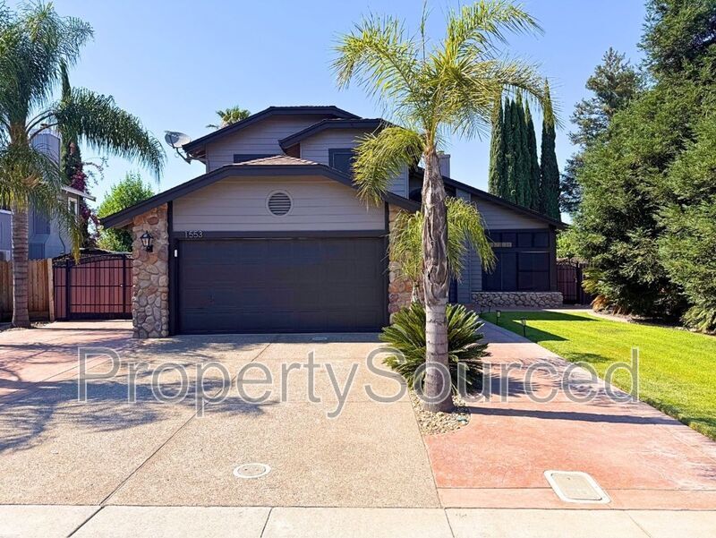 Foto principal - 1553 Daniels St