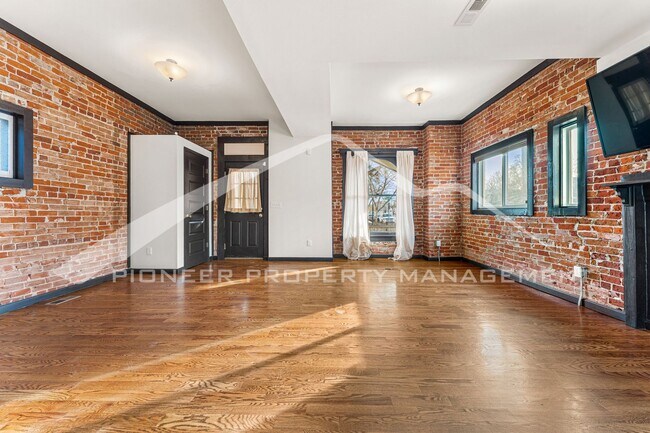 Foto del edificio - 3503 Franklin St