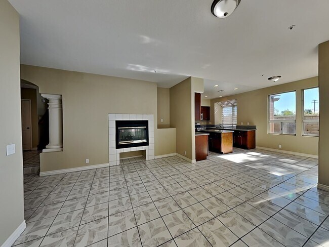 Building Photo - 13807 Portofino St