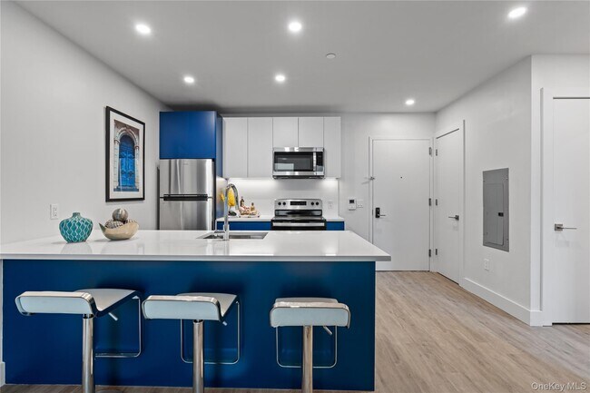 Foto del edificio - 40 Westchester Pl