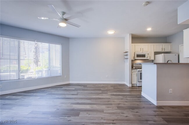 Building Photo - 7185 S Durango Dr