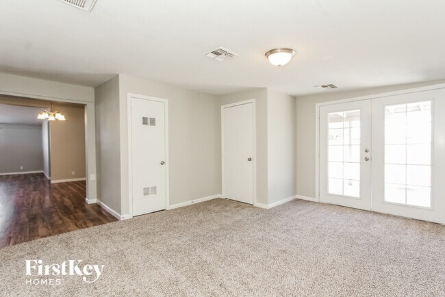 Foto del edificio - 8837 N 37th Ave