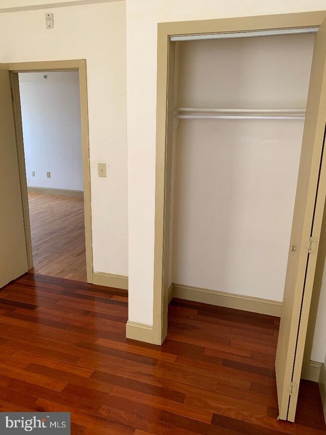 Foto del edificio - 20 N 40th St