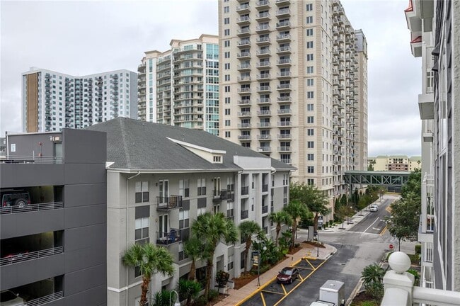 Building Photo - 700 S Harbour Island Blvd