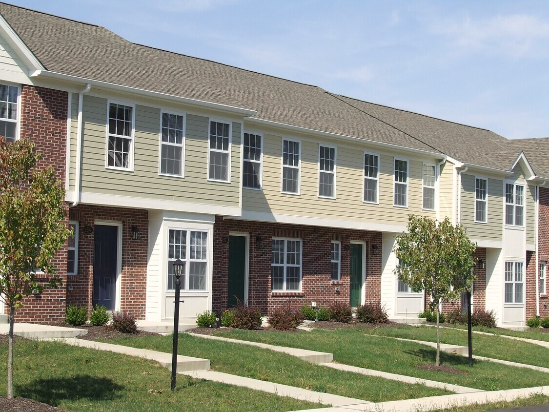 Foto del edificio - 136 Laurel Crest Dr
