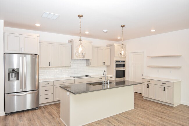Foto del edificio - 7026 67th St S