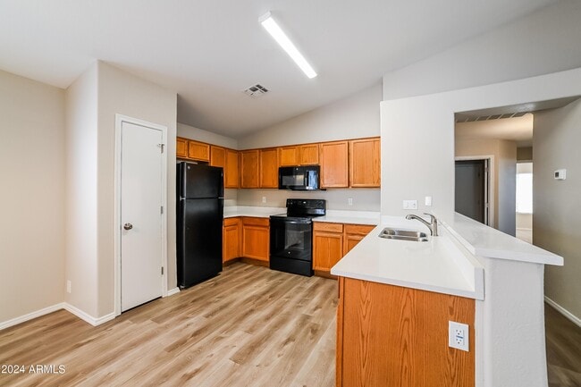 Building Photo - 21802 N 33rd Ave