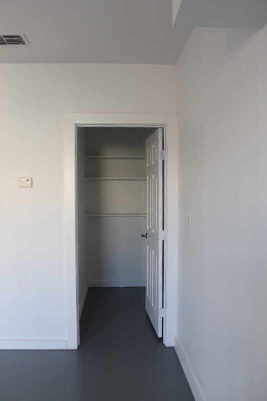 Foto del edificio - 1209 Iturbide St
