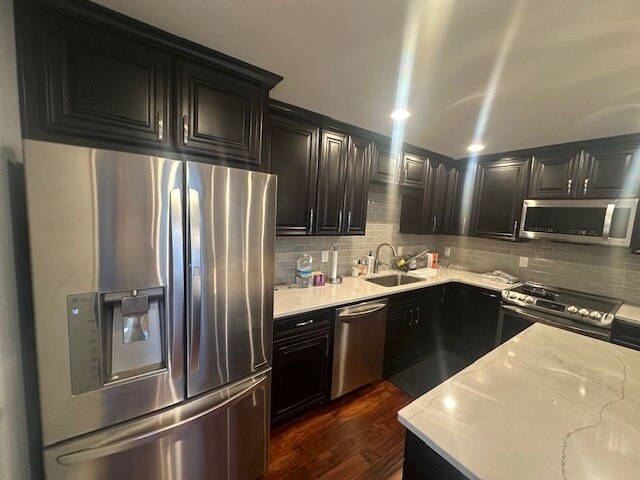 Kitchen - 830 E Main St